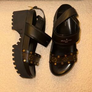 Louis Vuitton | LAUREATE PLATFORM SANDAL | Size 37 | Monogram